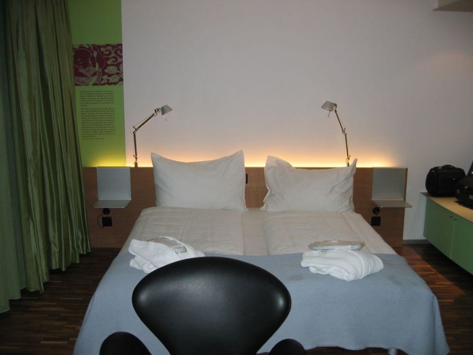 Bett Juniorsuite Sedartis Swiss Quality Hotel