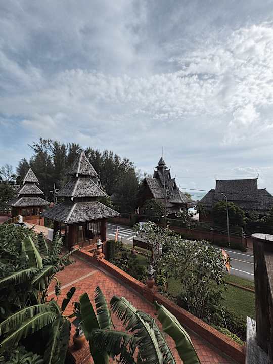 Außenansicht Santhiya Phuket Natai Resort & Spa