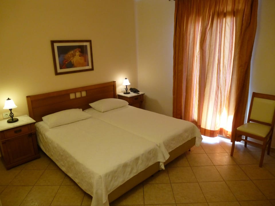 Unser Zimmer Naxos Resort Beach Hotel