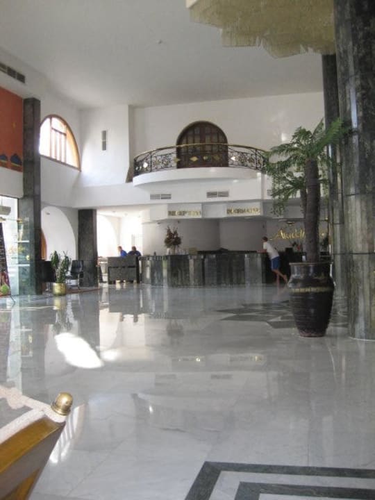 Lobby Aladdin Beach Resort