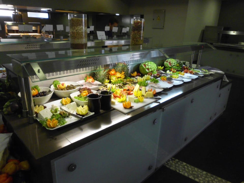 Teil des Büffet`s Akti Palace Resort & Spa
