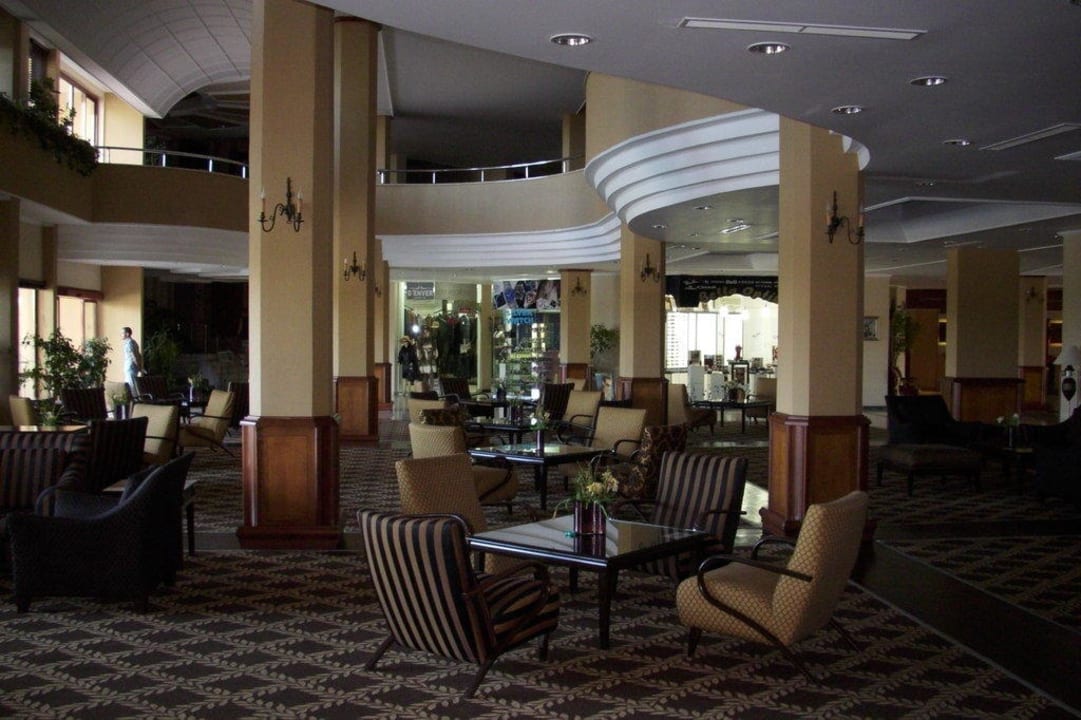 Lobby Bella Resort & Spa