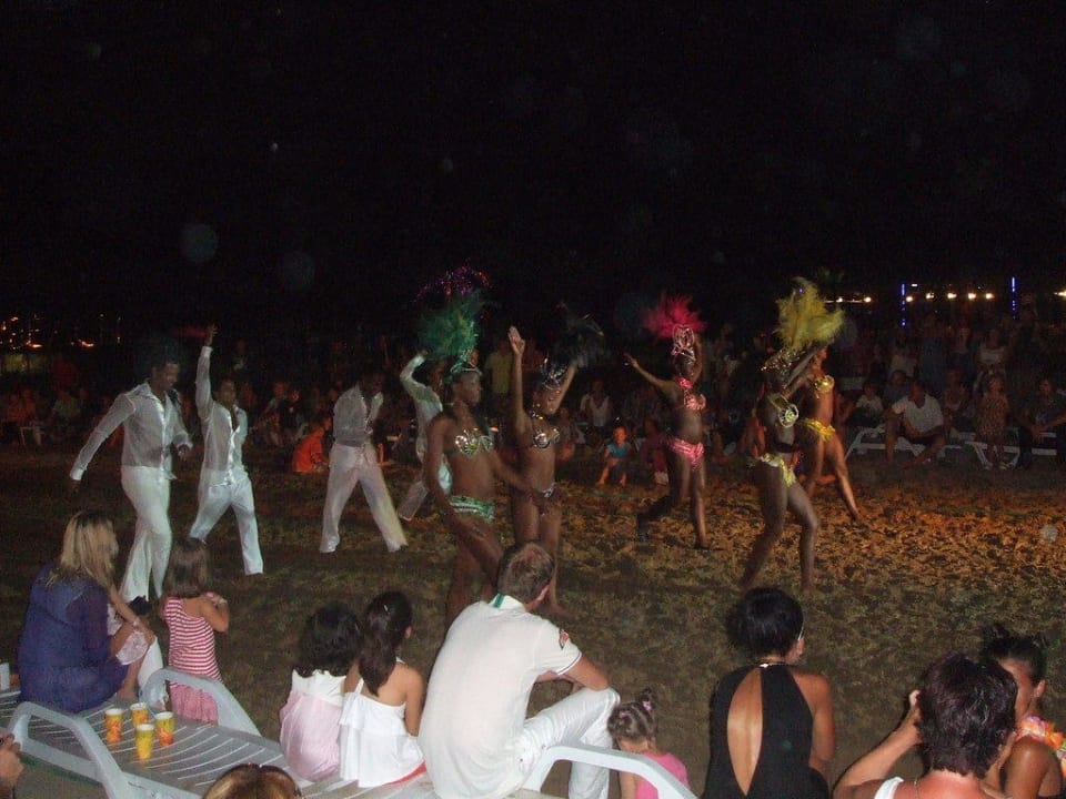 Beachparty - Brasiliana Sunis Evren Beach Resort Hotel & Spa