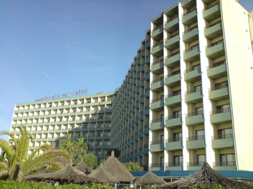 Hotel Seitenansicht Hotel Vibra Beverly Playa