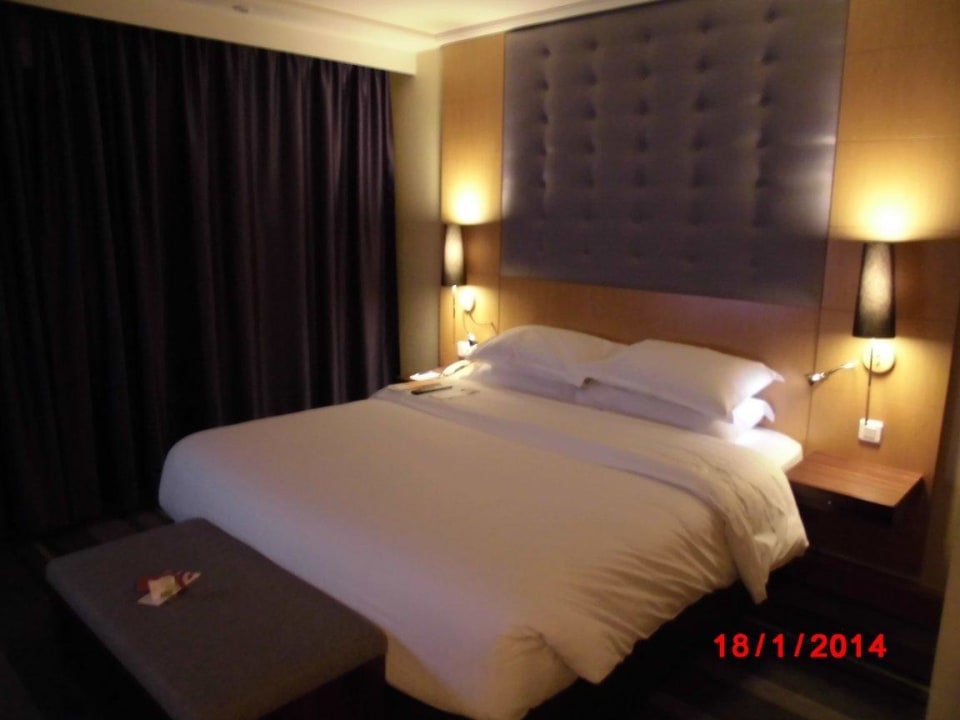 Bett Sheraton Brussels Airport Hotel