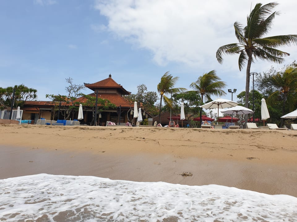 Strand Griya Santrian Beach Resort & Spa