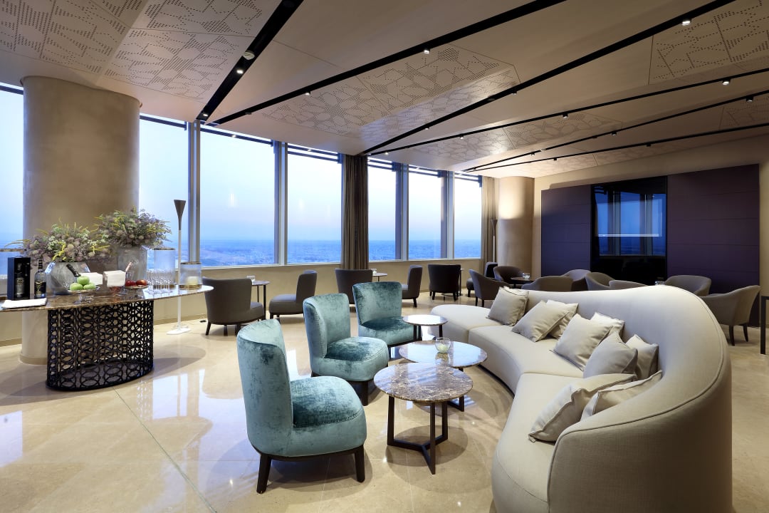 Lobby Eurostars Torre Sevilla