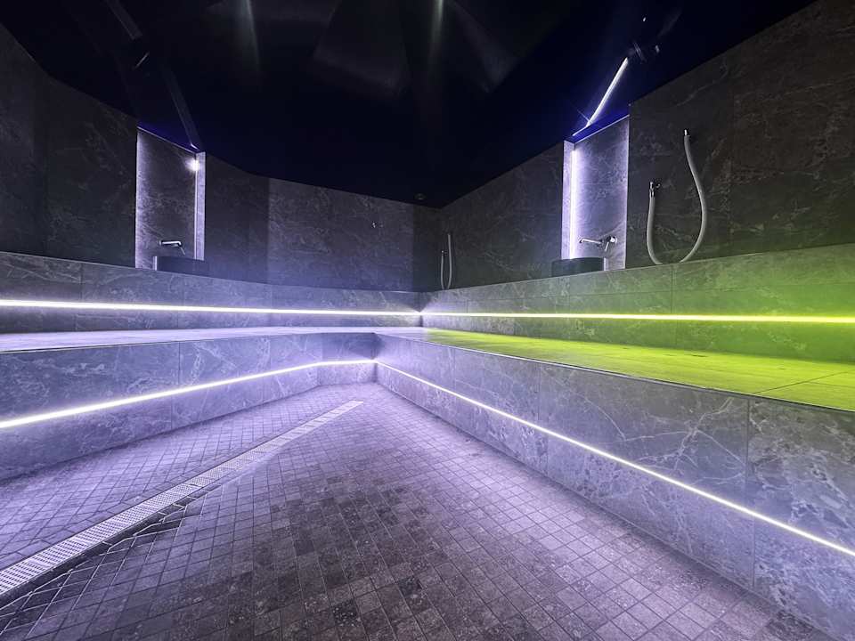 Pool Ströbinger Hof - Therme Wellness Resort