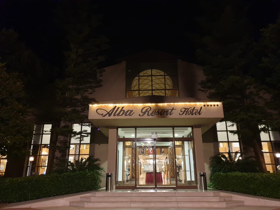Außenansicht Alba Resort Hotel