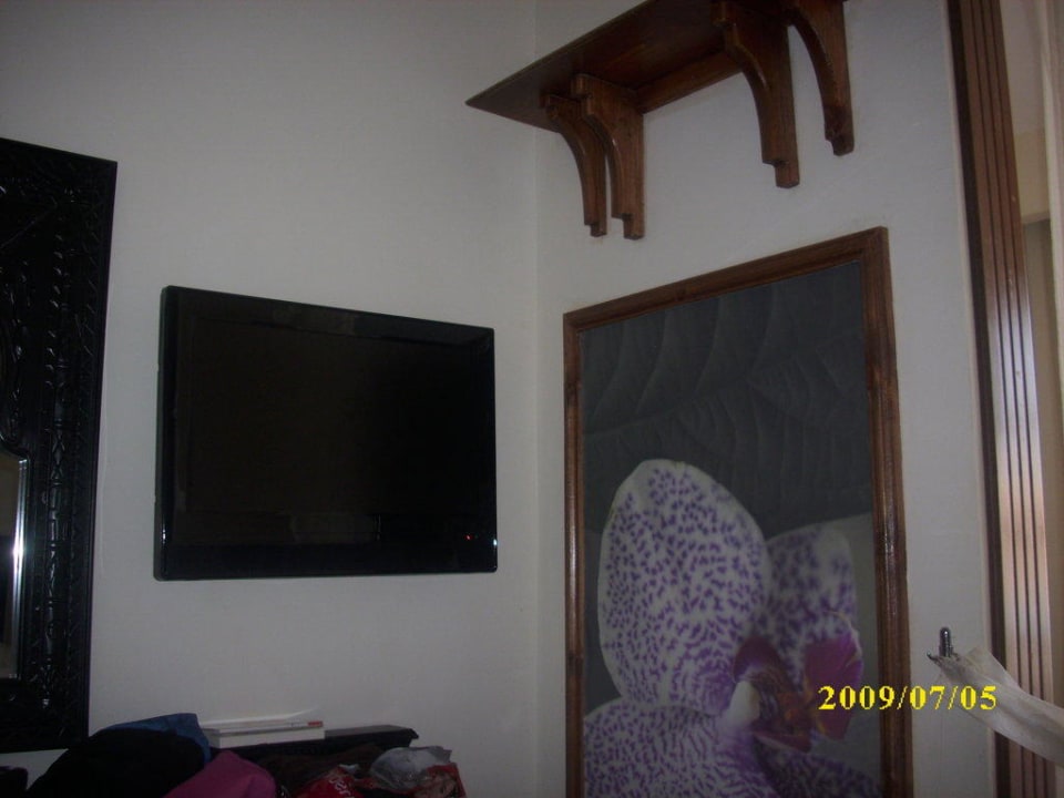 Bild und LCD-TV Pickalbatros Jungle Aqua Park Resort - Neverland Hurghada