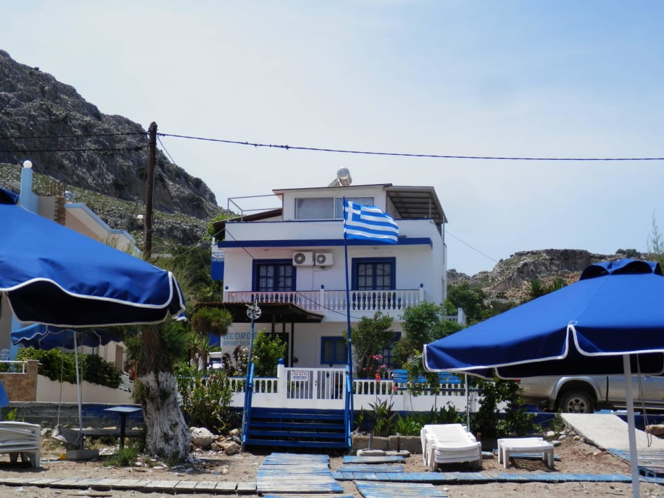 20 Meter bis zum Strand George Apartments Stegna