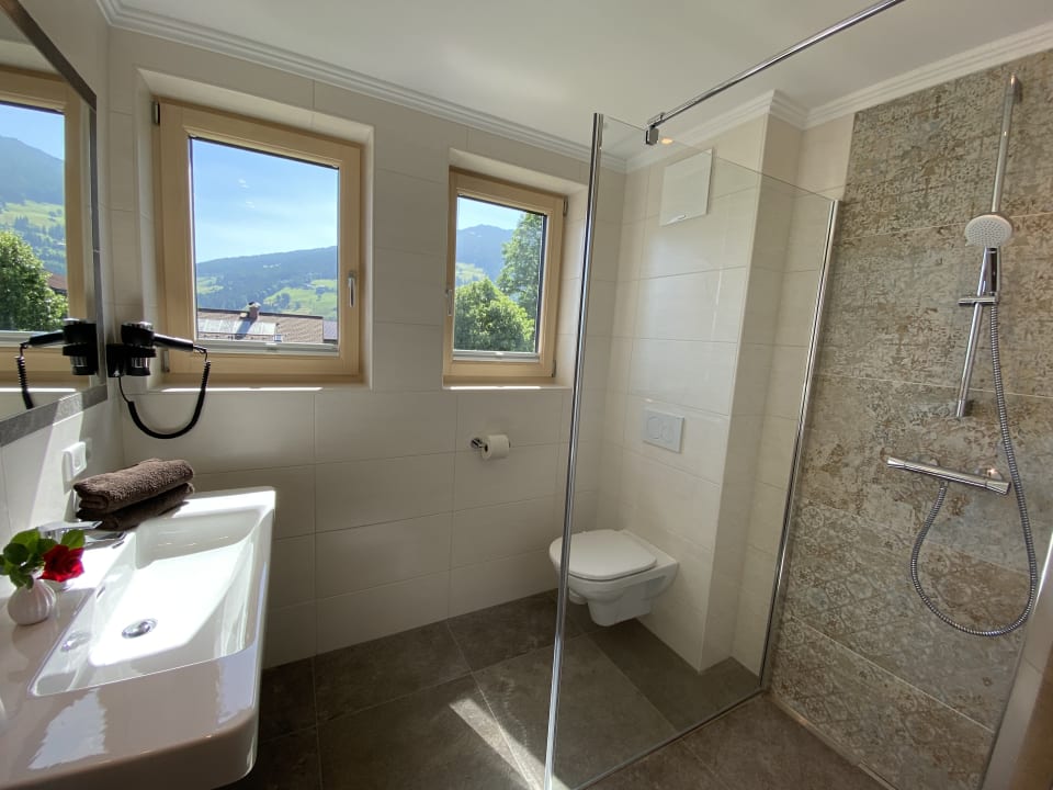 Zimmer Apartments Dachsteinblick