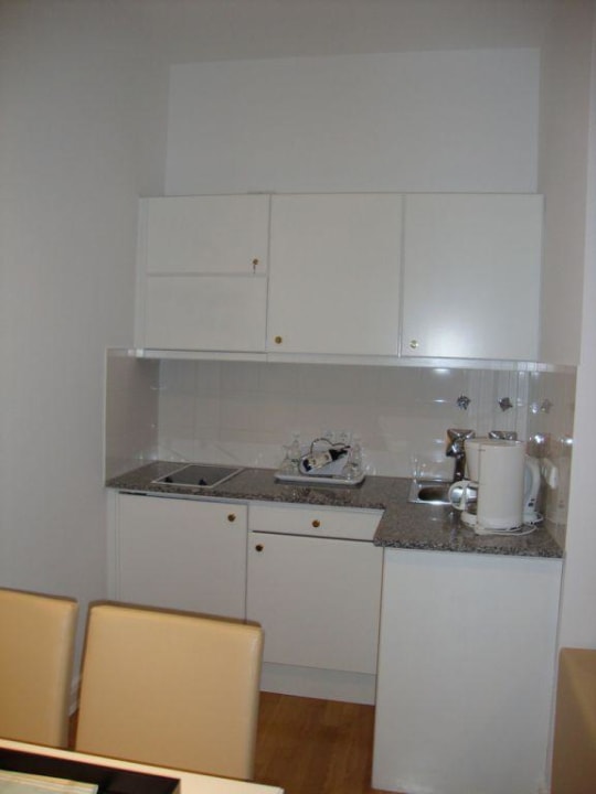 Küchenzeile in der Junior Suite Strandhotel Kurhaus Juist