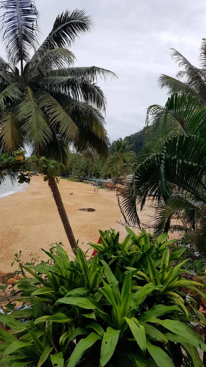 Strand Khao Lak Bayfront Resort