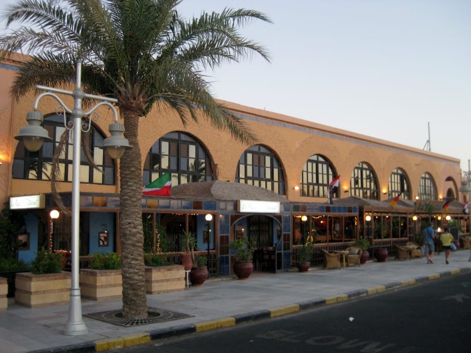 Nebenan liegende Pizzeria Giftun Azur Resort