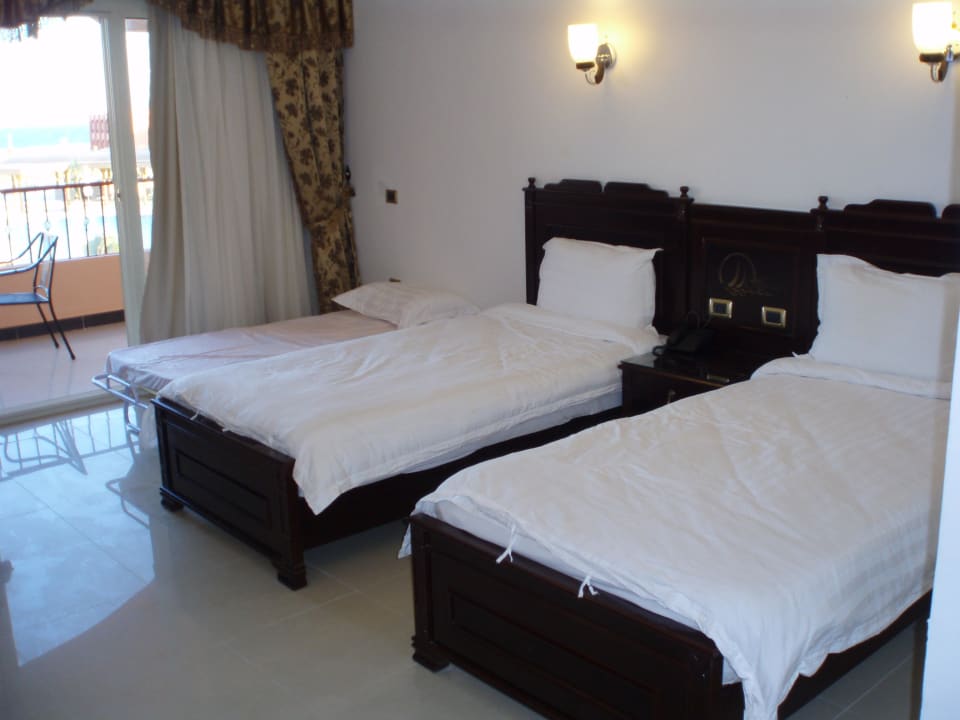 Doppelzimmer Three Corners Happy Life Beach Resort