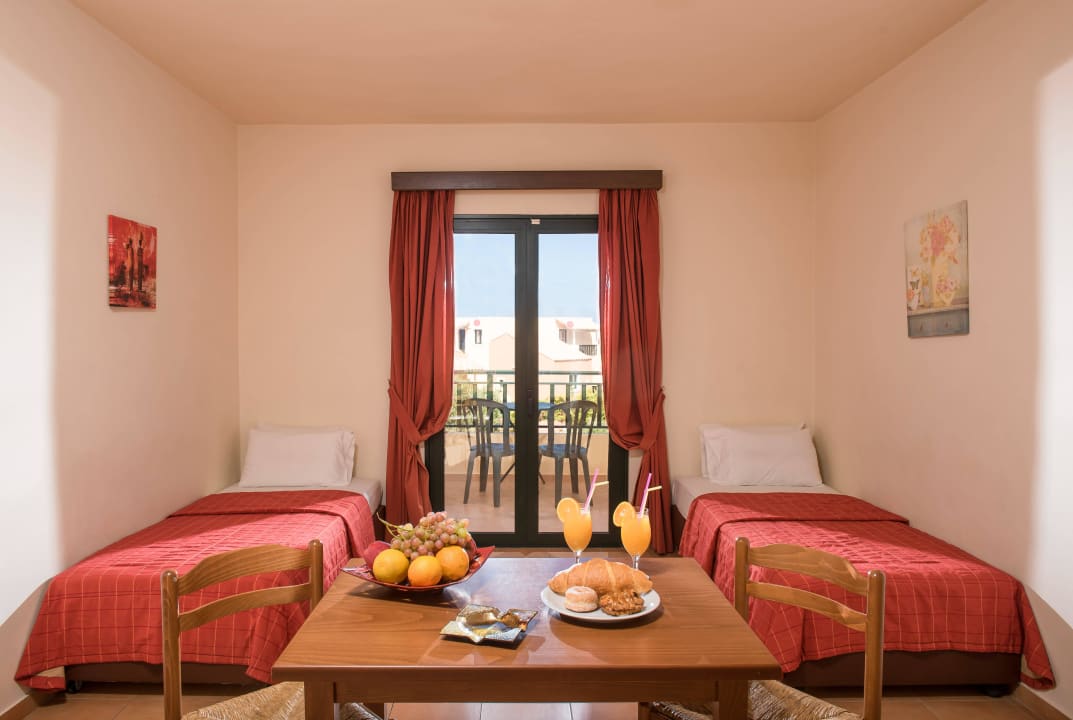 Family Room Apartments Dia