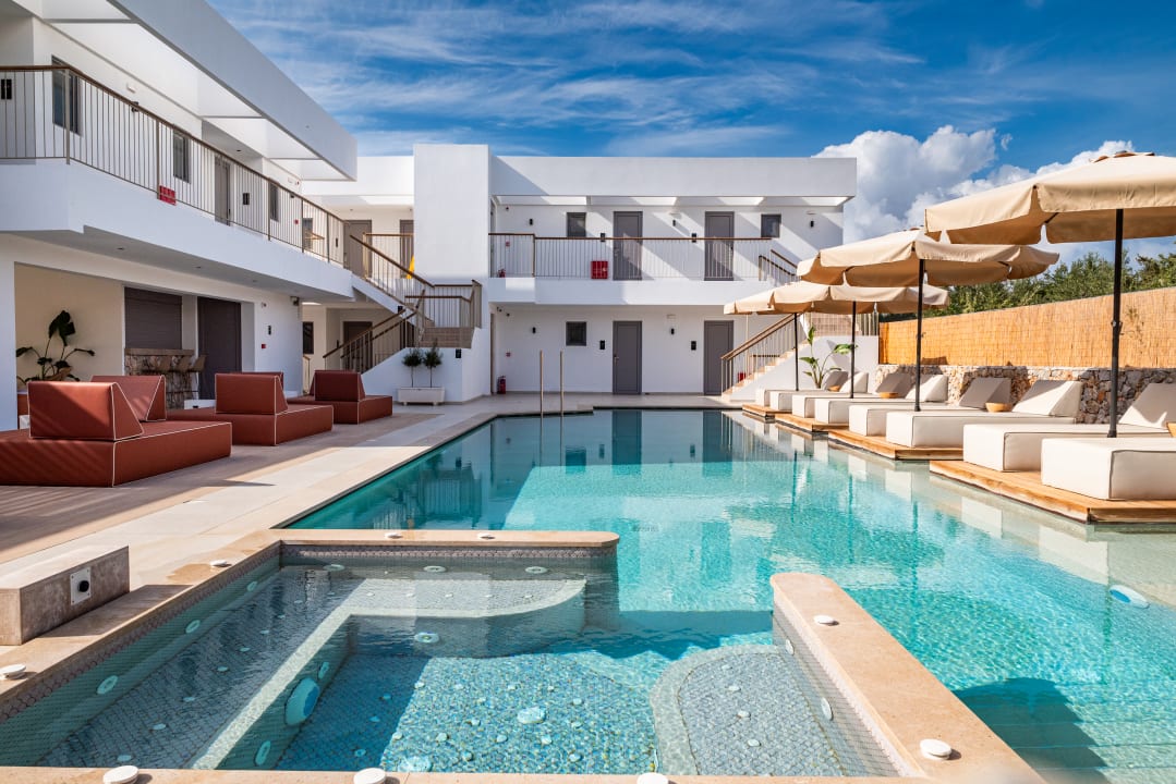 Pool Paralos Kyma Dunes