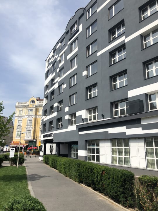 Außenansicht Renaissance Wien Hotel