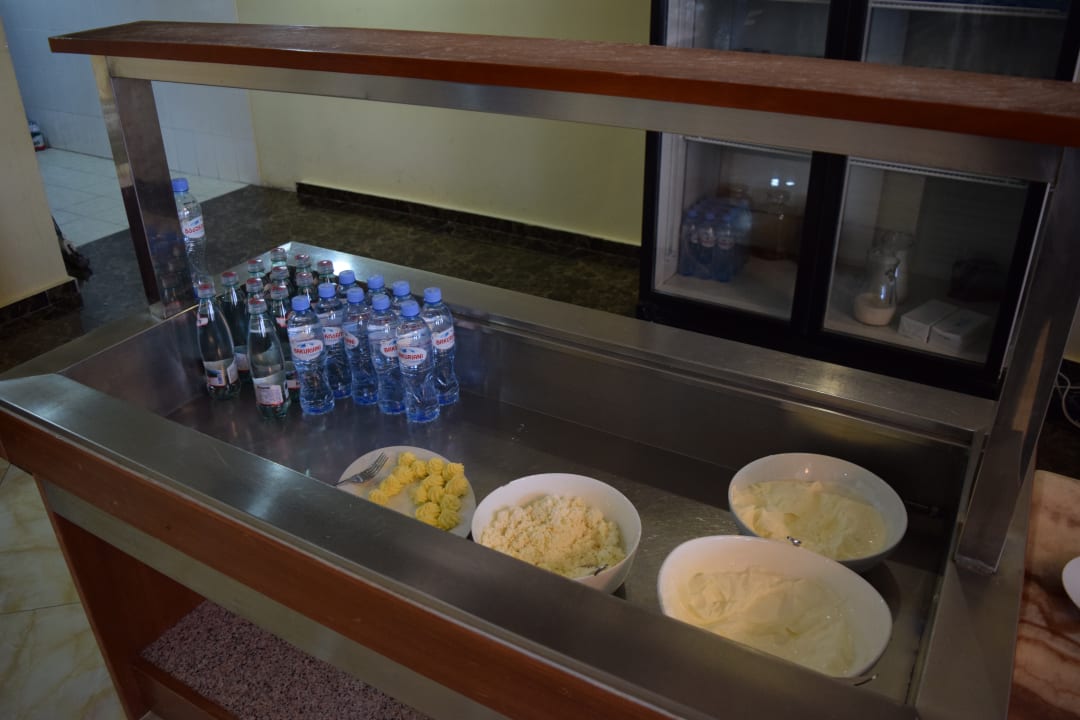 Frühstück in Form eines Buffets... Hotel & Spa Borjomi Palace