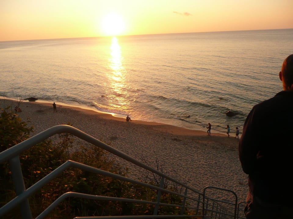 Blick von der Treppe auf den Strand Ferienpark Bernstein