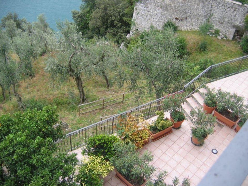 Vue de la chambre vers le bas Hotel La Terrazzina