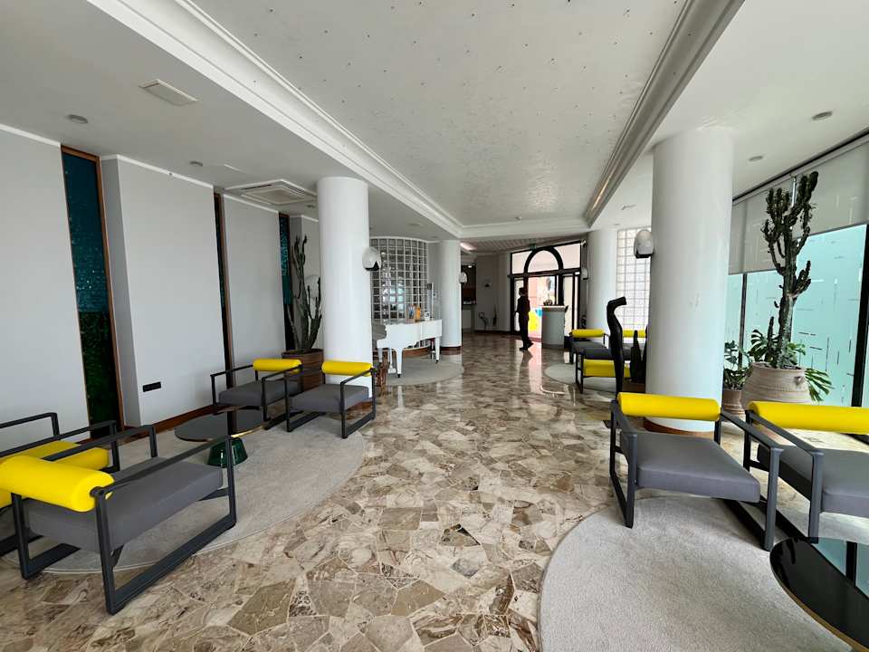 Lobby TERMINI Beach Hotel & Suites