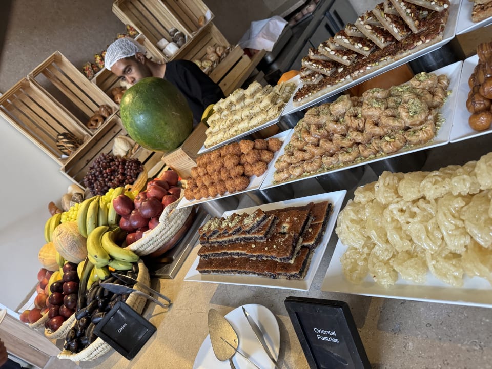 Gastro Serry Beach Resort