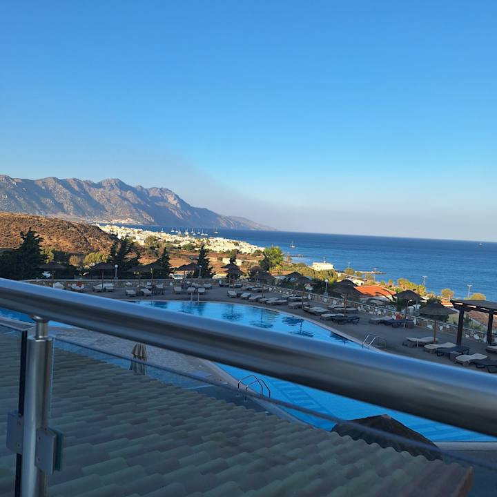 Ausblick Grand Blue Beach Hotel