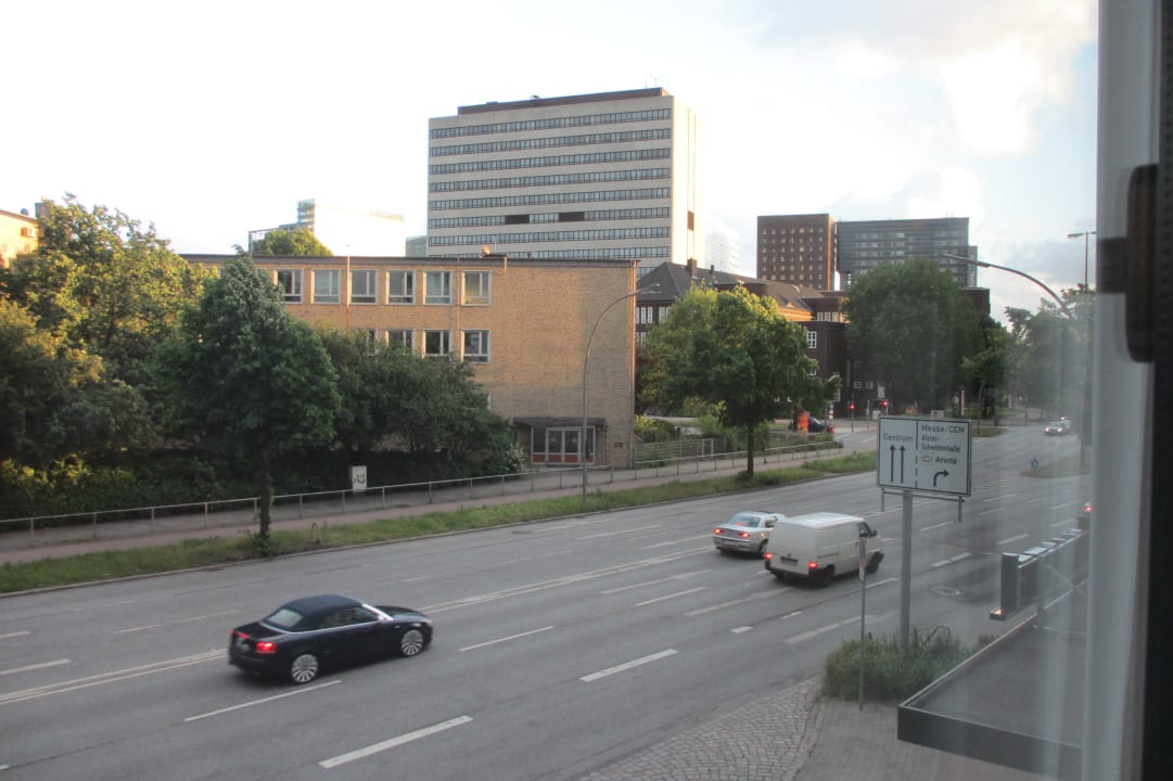 Ausblick aus dem Zimmer Novotel Hamburg City Alster