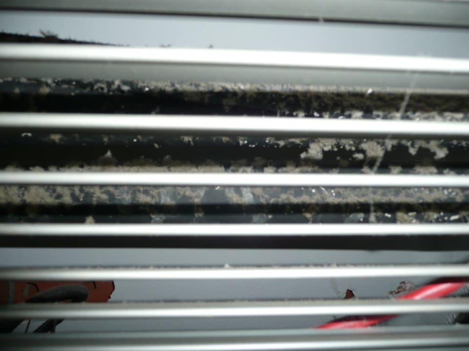 Lüftungsschlitze verdreckt AQUA Hotel Bertran Park