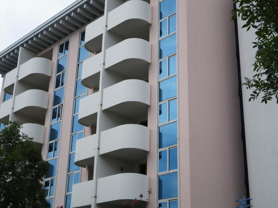 Aussenansicht Hotel Aparthotel Holiday