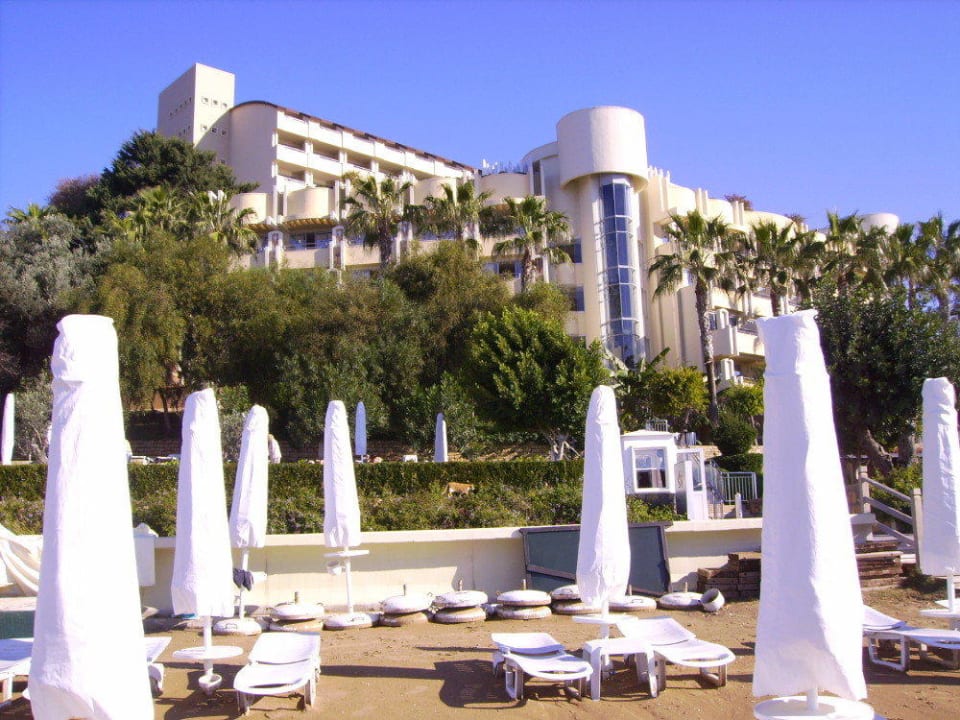 Blick vom Strand Melas Resort Hotel