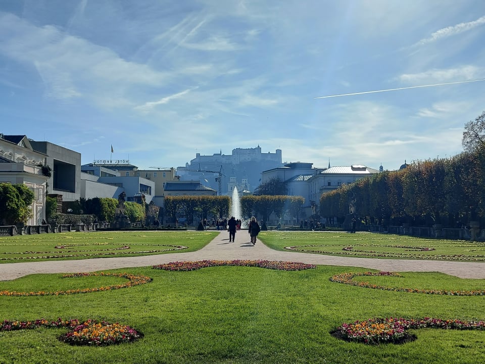 Gartenanlage Best Western Plus Amedia Art Salzburg