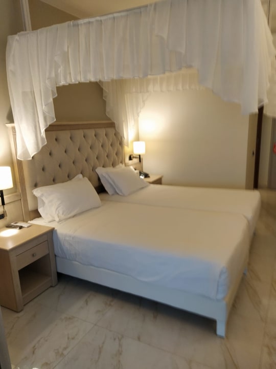 Zimmer Vantaris Palace