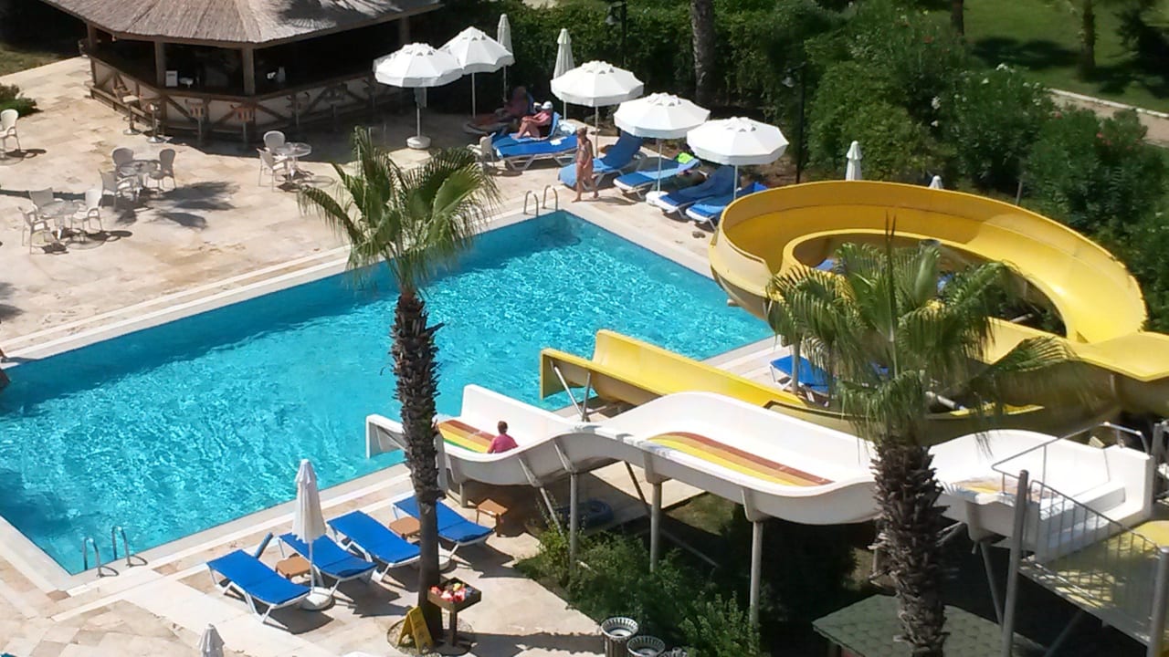 Pool mit Rutschen Royal Atlantis Beach Hotel