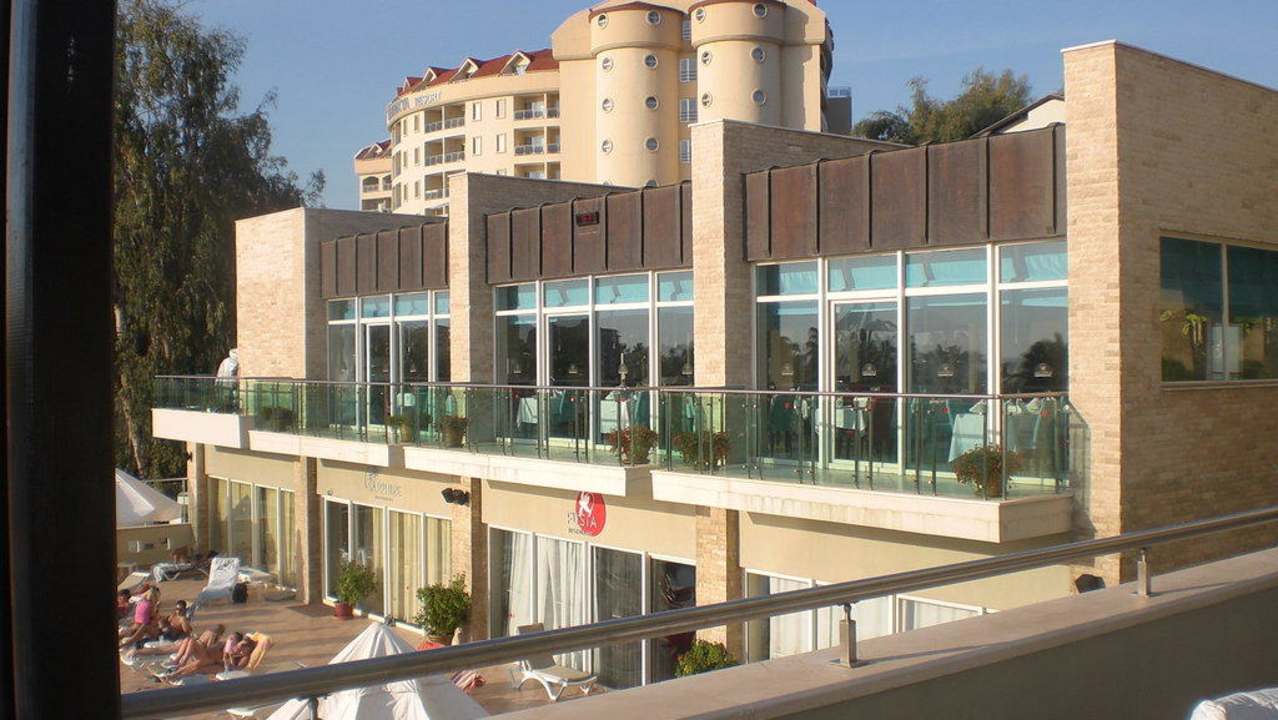 A La Carte Restaurants Sealife Buket Resort & Beach