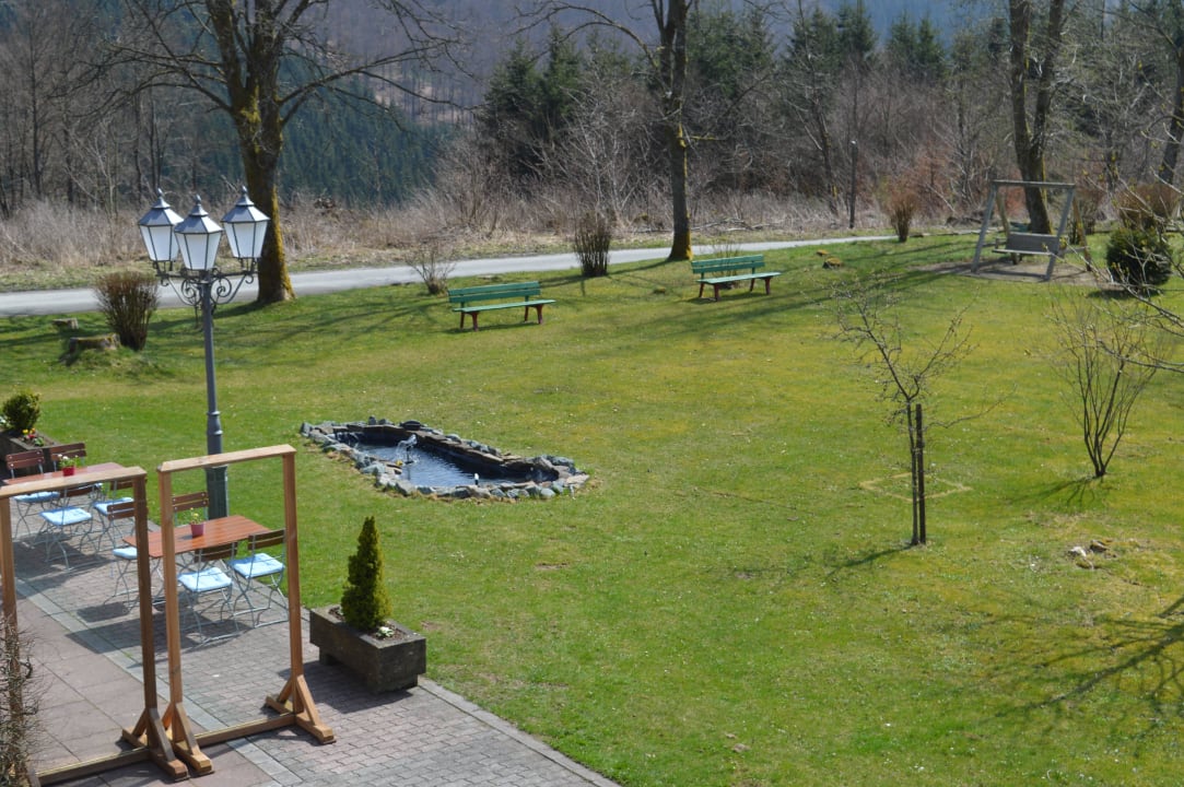 Blick von Balkon Berghotel Hoher Knochen