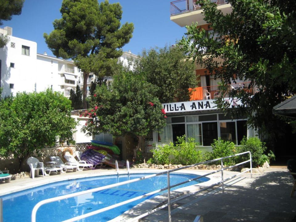 Pool Villa Ana