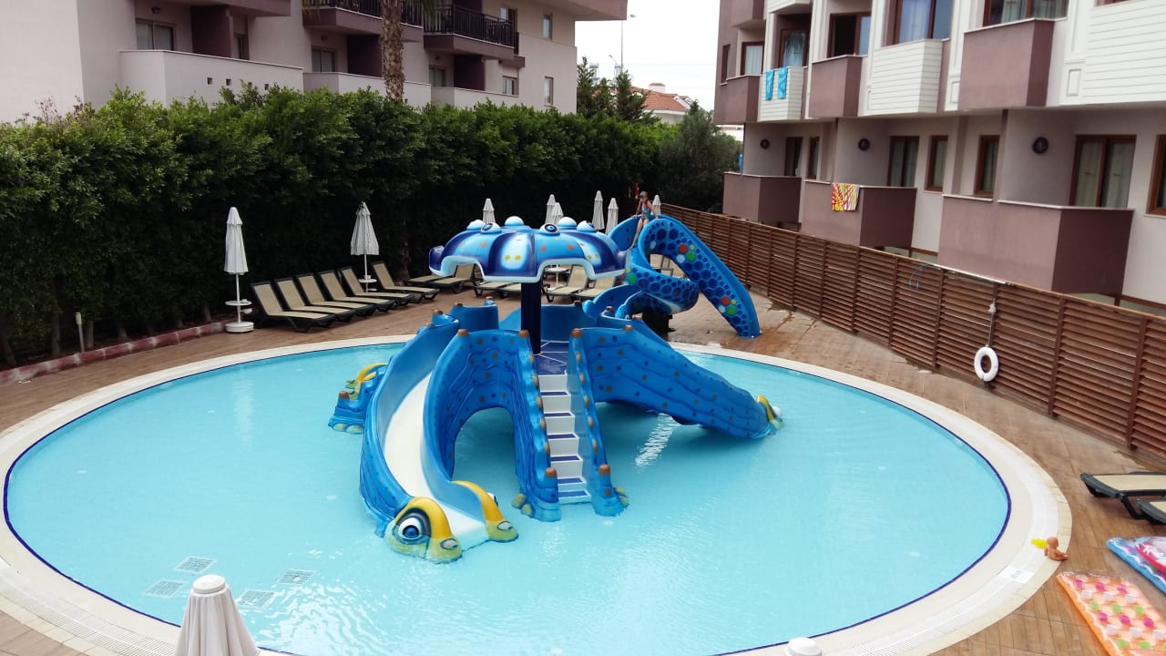 Pool Hane Family Resort