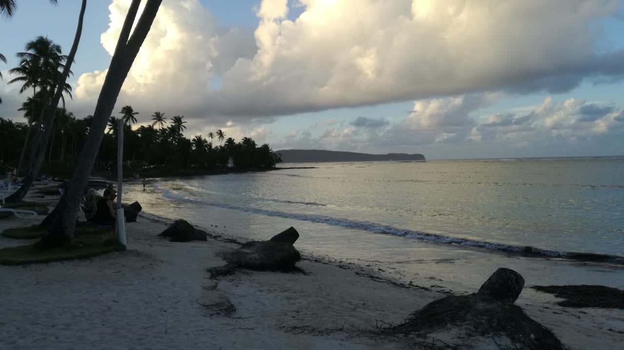 Strand Wyndham Alltra Samana