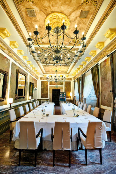 Gastro Hotel Abba Palacio Sonanes