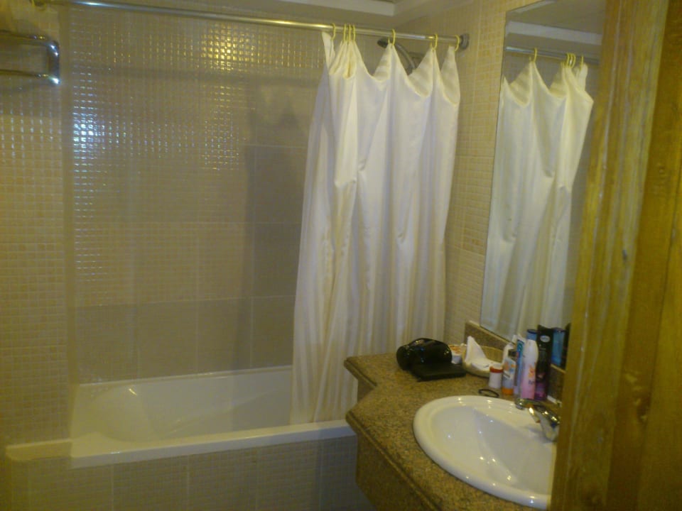 Großes Bad Pickalbatros Royal Moderna Resort-Sharm El Sheikh