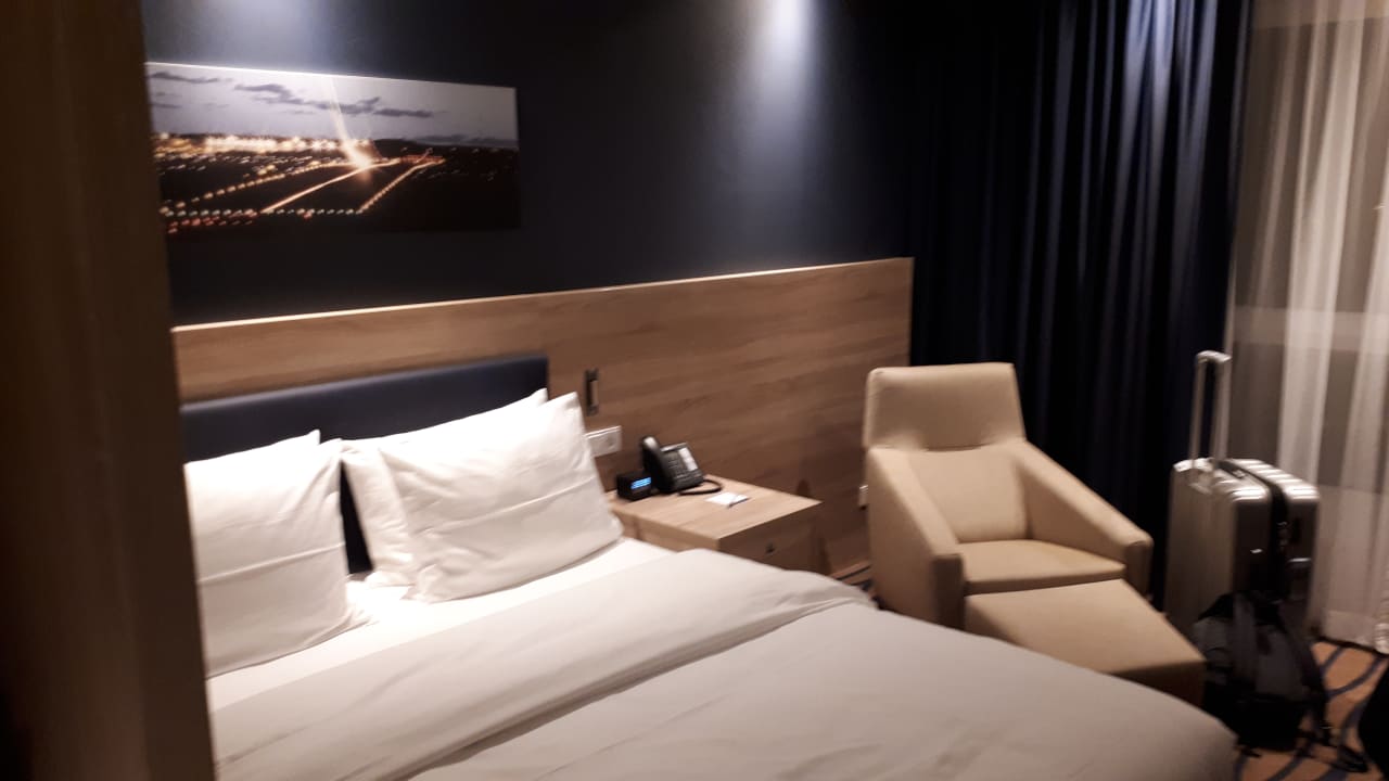 Zimmer Hampton By Hilton Frankfurt Airport