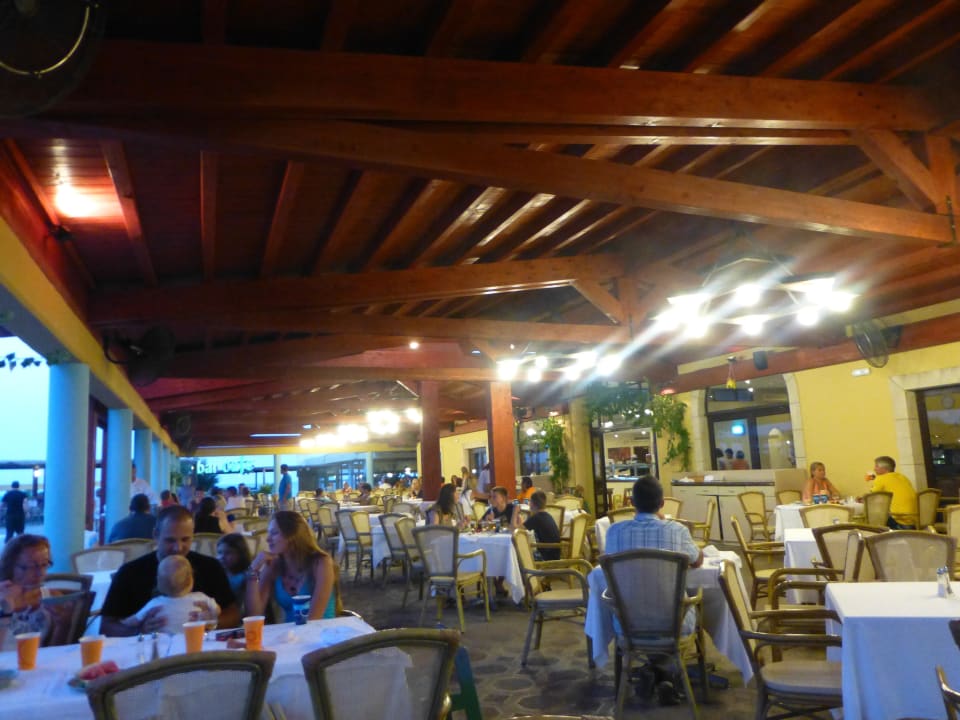 Taverne Esperides Beach Resort