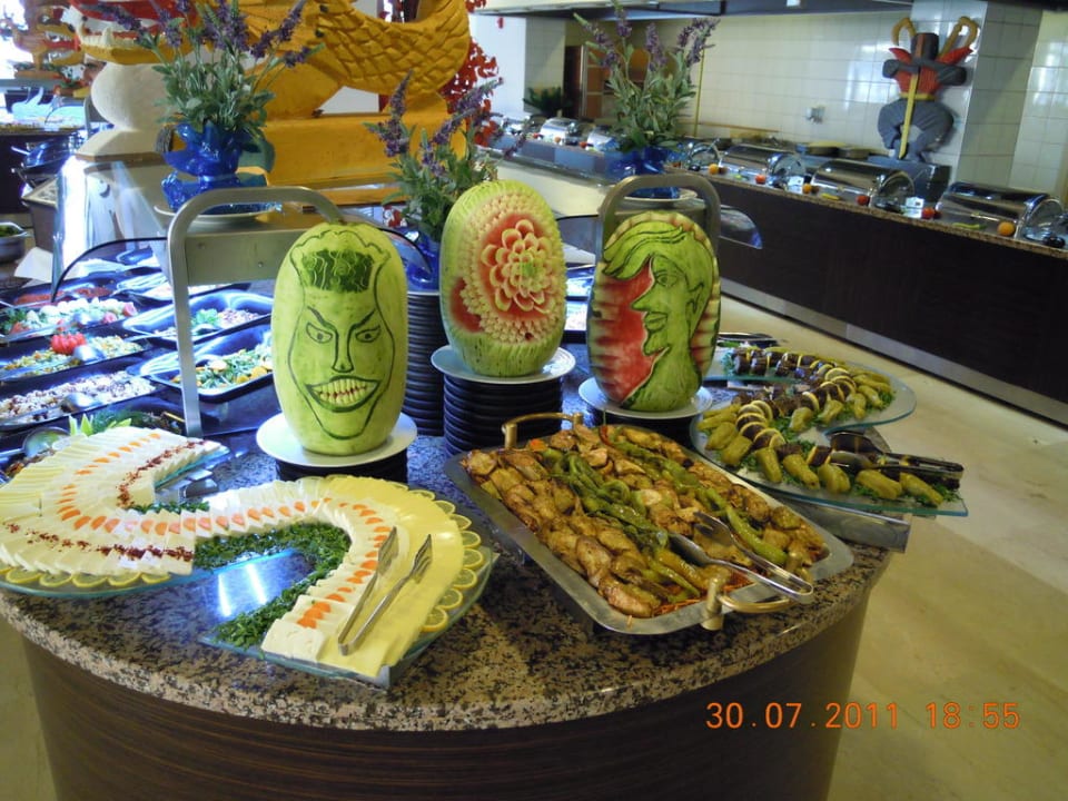 Salat Buffet Telatiye Resort
