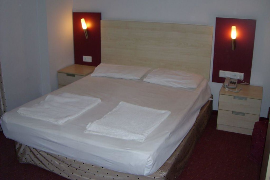 Zimmer Carna Garden Hotel