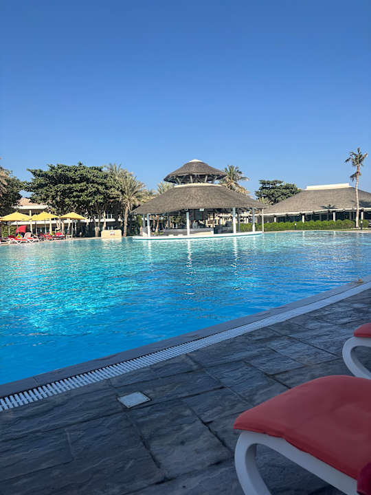 Pool Fujairah Rotana Resort & Spa