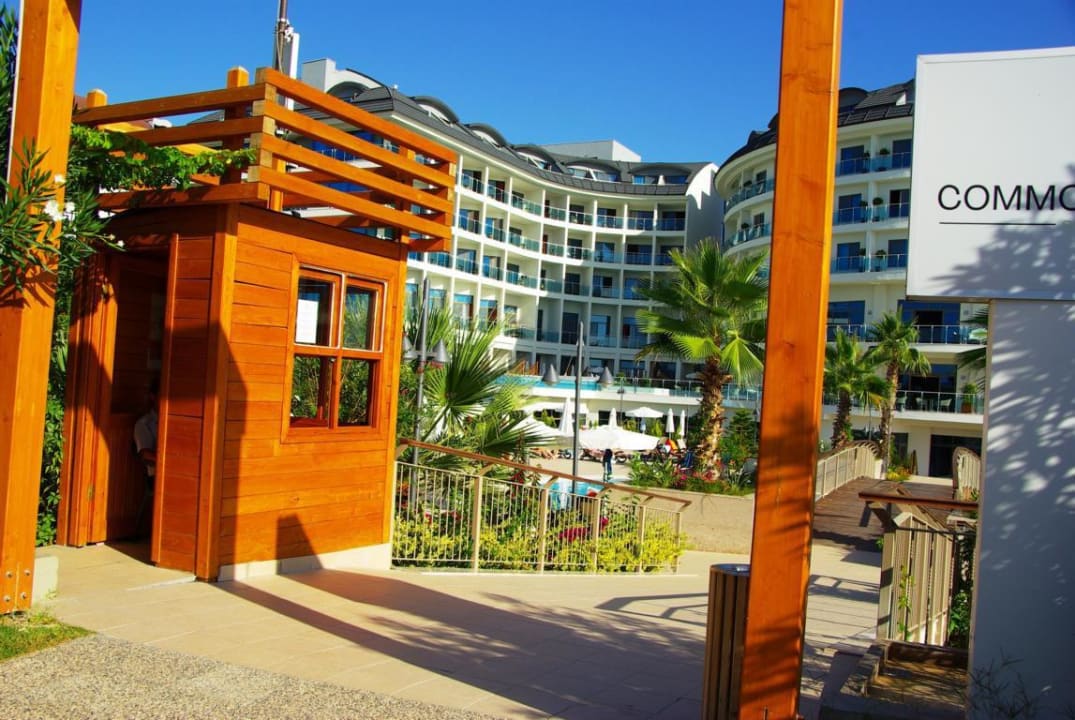 Am 25.10.2012 Commodore Elite Suites & Spa - Adults only