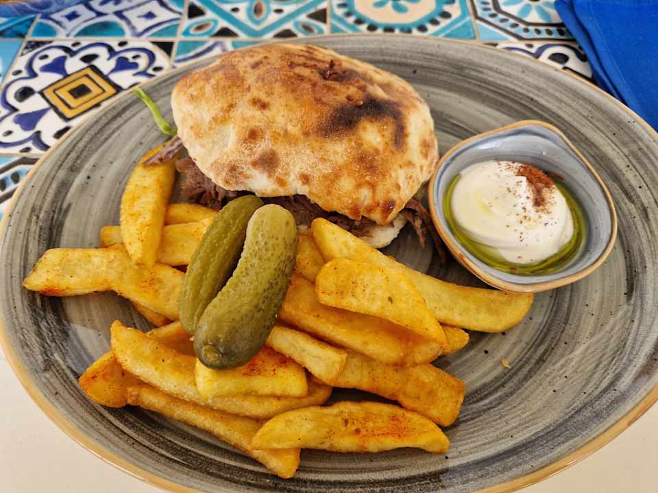 Gastro Lara Barut Collection